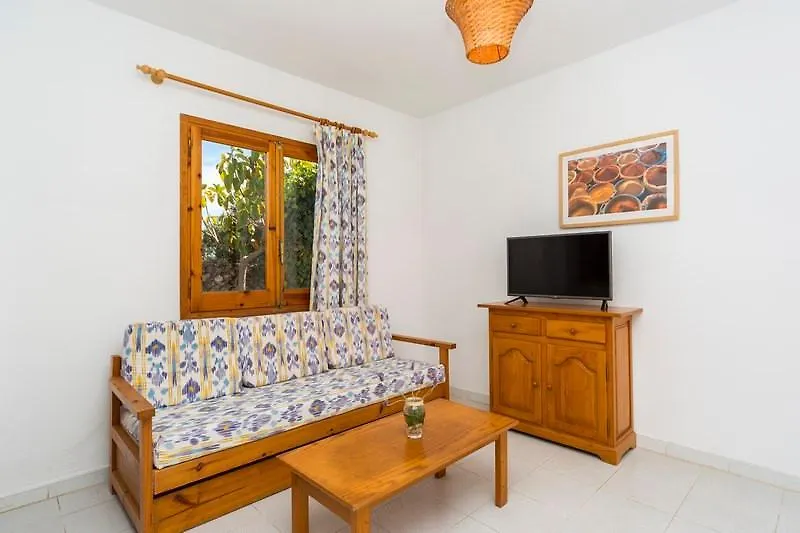 Apartamentos Mar Blanca Cala Blanca  Apartment Cala Blanca (Menorca)