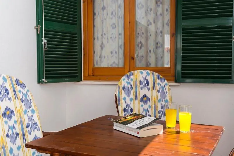 Apartment Apartamentos Mar Blanca Cala Blanca
