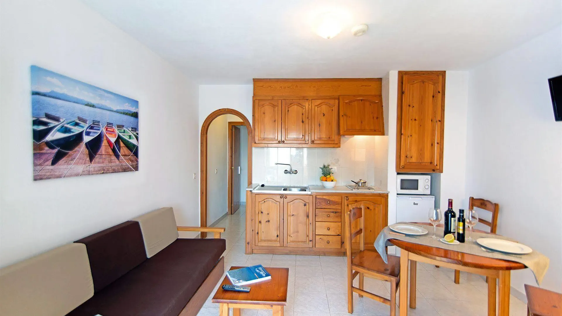 Apartamentos Mar Blanca Cala Blanca
