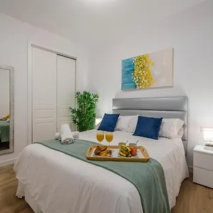 https://malaga-cultural-experience.es-andalucia.com