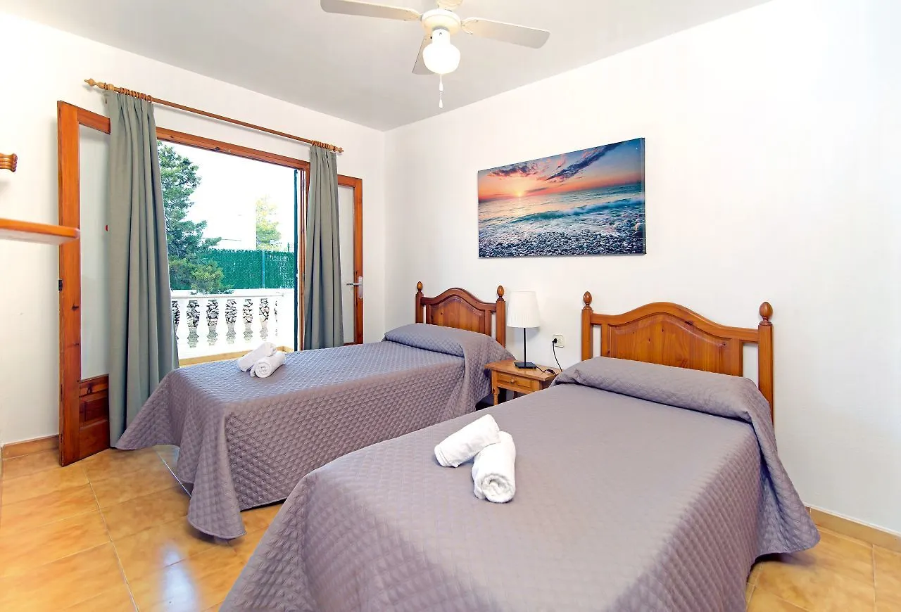 Apartamentos Mar Blanca Cala Blanca  Cala Blanca (Menorca)