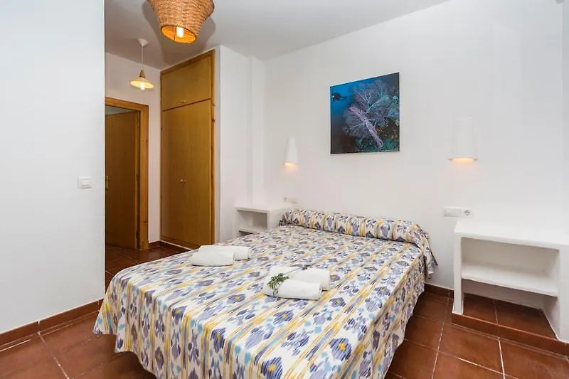 Apartamentos Mar Blanca Cala Blanca  0*, Cala Blanca (Menorca) Spagna